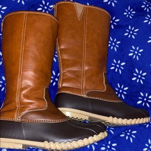 Tall duck boots